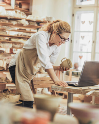 Girişimcilik, kadınlar için bir kariyer güvencesi mi?