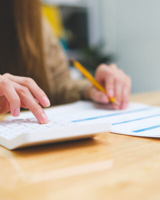• Kadın girişimciler büyümeye inanıyor ama finansal güvenleri daha az